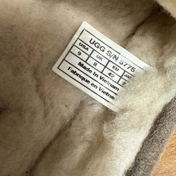 Ugg Men's Ascot Suede Slippers Size 9 EU 42 Gray Leather Shearling Lining GUC - Picture 10 of 14